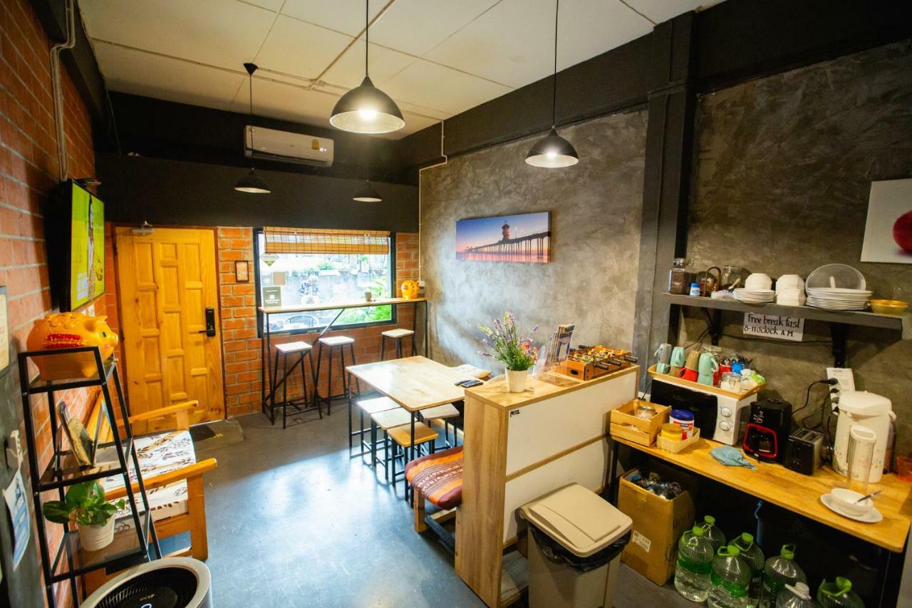 The Bridge Hostel Μπανγκόκ Εξωτερικό φωτογραφία