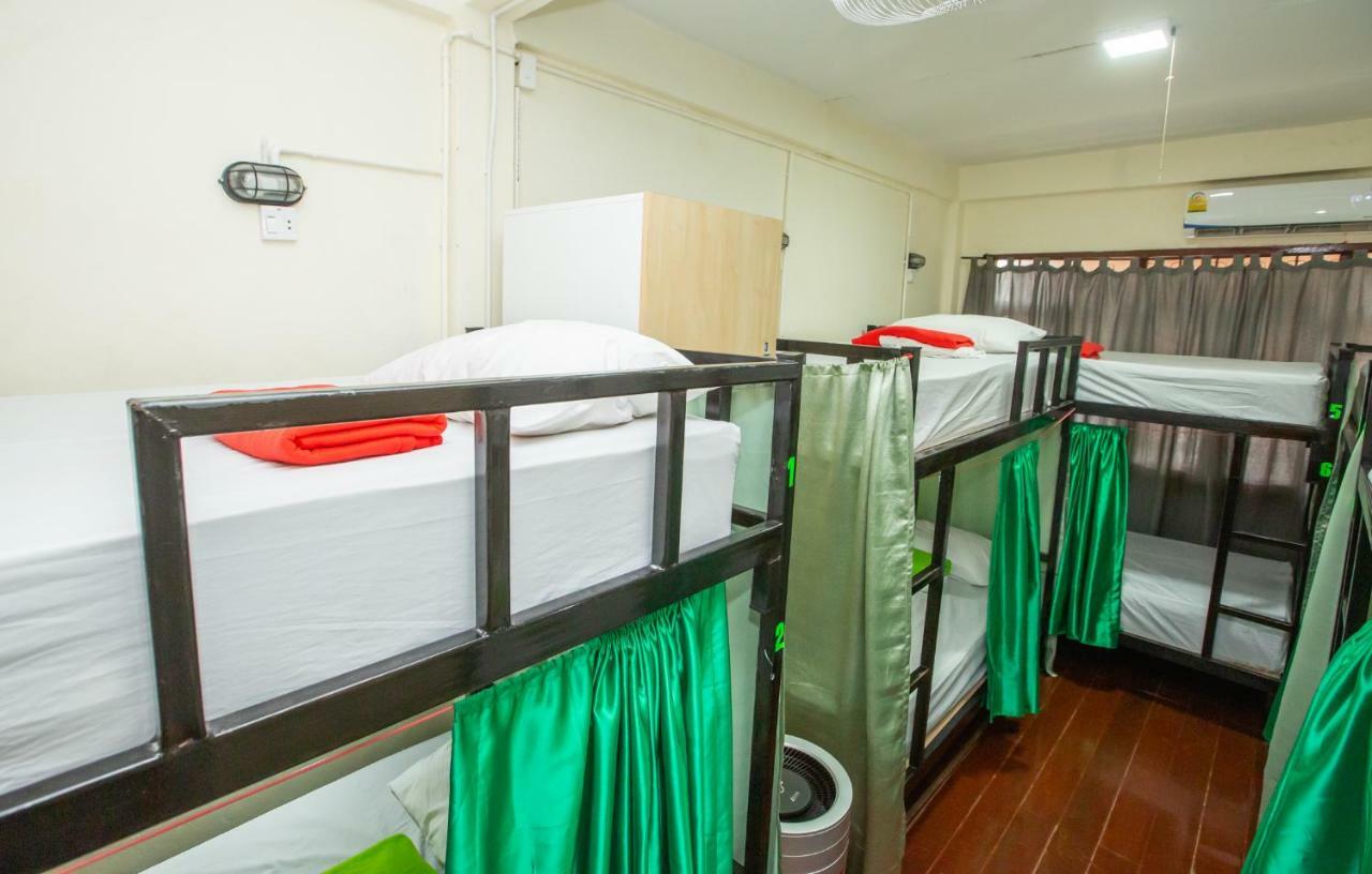 The Bridge Hostel Μπανγκόκ Εξωτερικό φωτογραφία