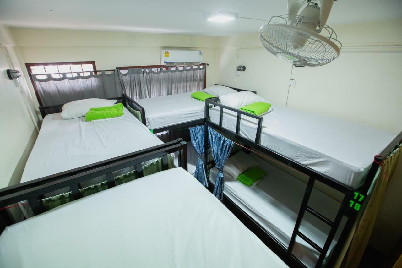 The Bridge Hostel Μπανγκόκ Εξωτερικό φωτογραφία