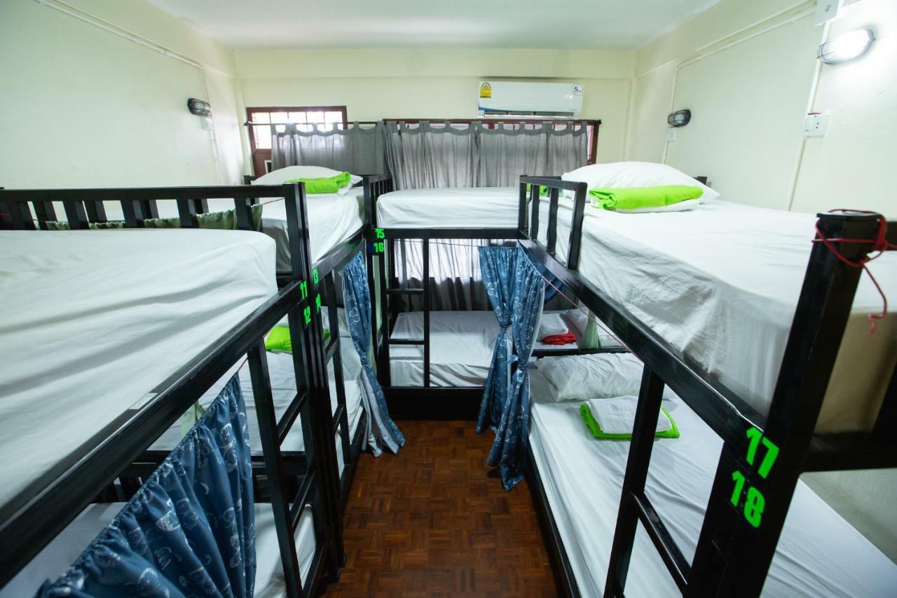 The Bridge Hostel Μπανγκόκ Εξωτερικό φωτογραφία