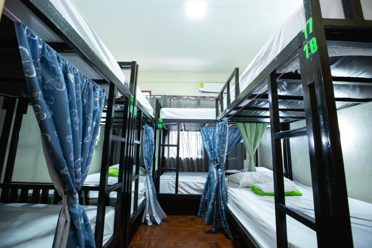 The Bridge Hostel Μπανγκόκ Εξωτερικό φωτογραφία