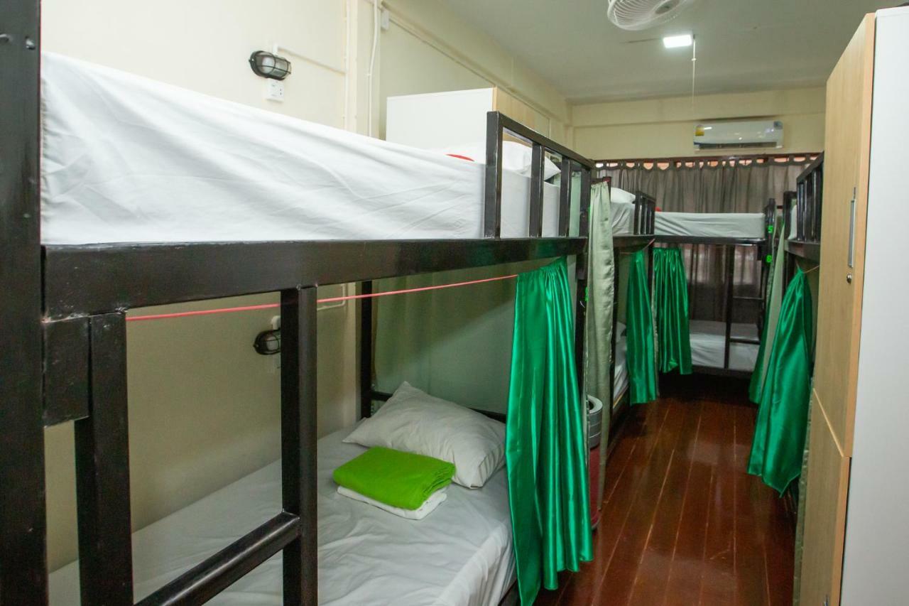 The Bridge Hostel Μπανγκόκ Εξωτερικό φωτογραφία