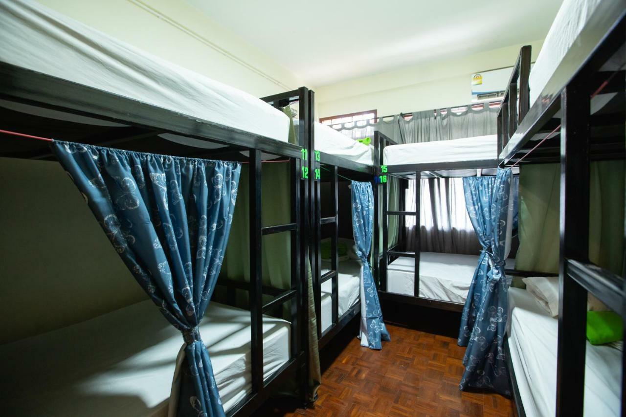 The Bridge Hostel Μπανγκόκ Εξωτερικό φωτογραφία